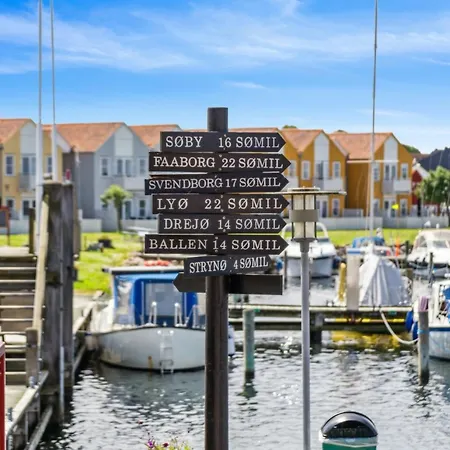 Lägenhet Reimer - 10m From The Sea By Interhome